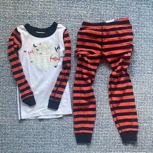 Hanna Andersson long PJ set - Star Wars size 6-7 (120cm)